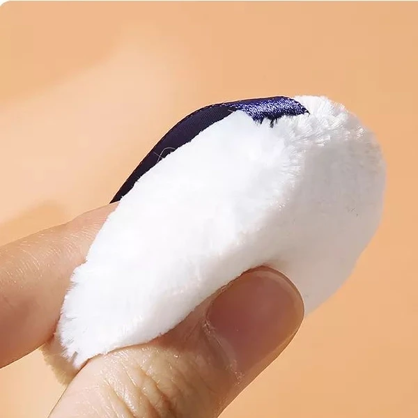 Luxurious White Makeup Sponge for Flawless Face Grooming