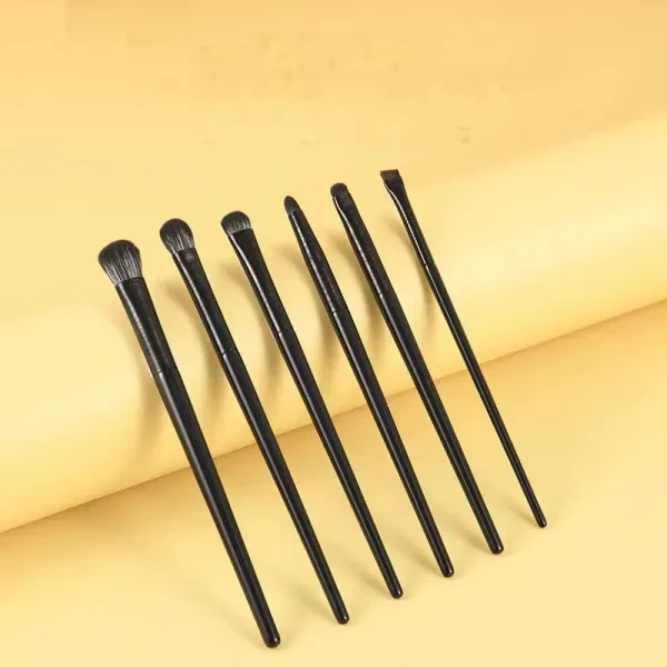 Black Plastic Makeup Brushes Set for Women's Face Grooming Six Pieces