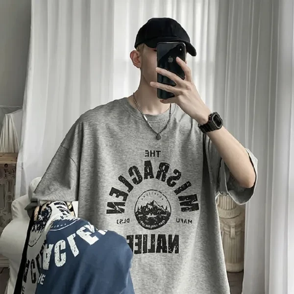 Letters Print Loose Design Half Sleeves Men T-Shirt Versatile Round Neck Casual