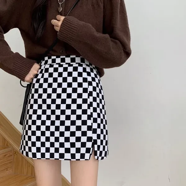 Checkered A-Line Mini Skirt - Retro Style Elastic Waist