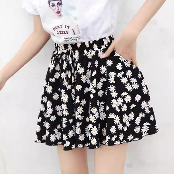 Black Daisy Elastic Waist Mini Skirt - Women's Polyester Material Normal Fit