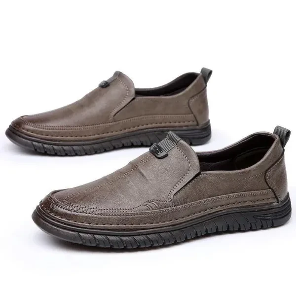 Gradient Color Stitch Detail Anti-Skip Wear Resistant Moccasin Slip-On Men Fashi