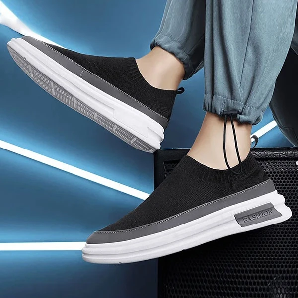 Black Color Breathable Slip-On Knitted Loafers Casual Wear Men Fashionable Flat