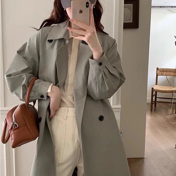 Green Blazer for Women | Button Closure | Lapel Neck | Long Coat. Ideal for Offi