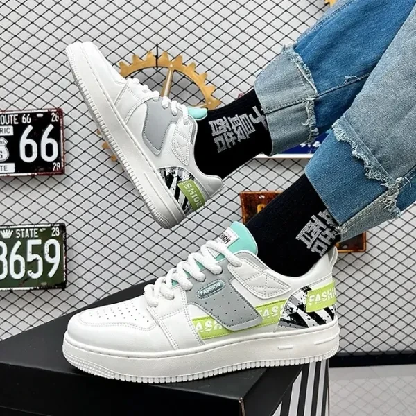 Multi Tone Design Breathable Men Fashion Skate Sneakers Lace Up Round Toe Soft S