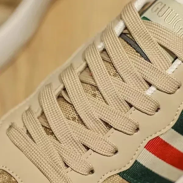 Colorful Stripes Pattern Front Lace-Up Thick Soft Sole Men Breathable Designer S