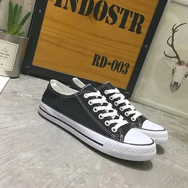 Lightweight Lace Closure Flat Low Cut Men Sneakers Trend Style Fashion Streetwea