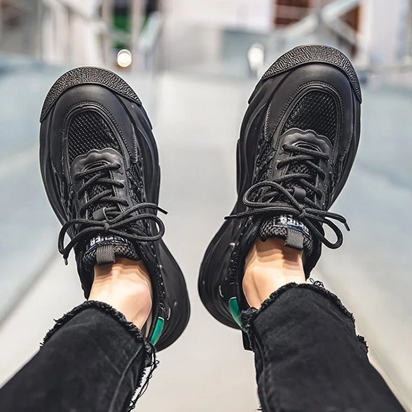 Fashion Design Mesh Fabric Breathable Men Sneakers Lace Up Soft Sole Sports Runn