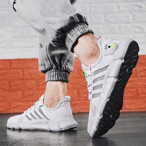 Green Breathable Almond Toe Men Sports Sneakers Non Slip Comfy Soft Sole Running