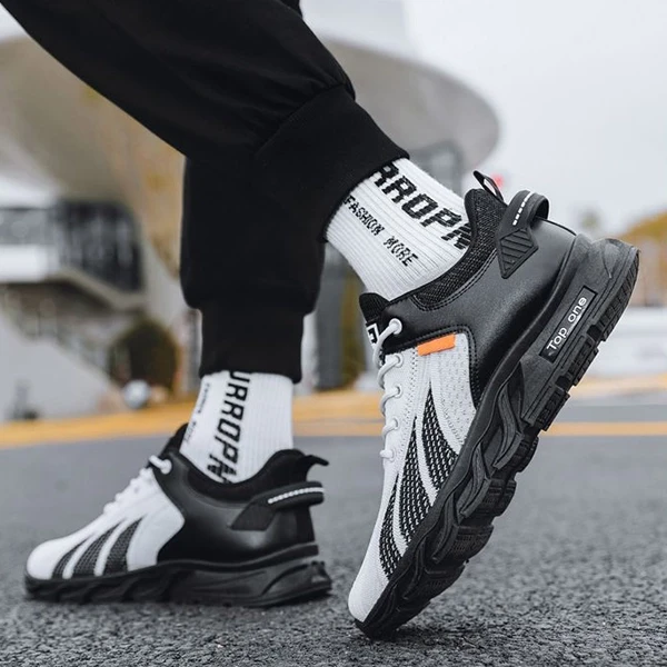 Breathable Mesh Almond Toe Men Sports Sneakers Lace Closure Soft Bottom Casual G