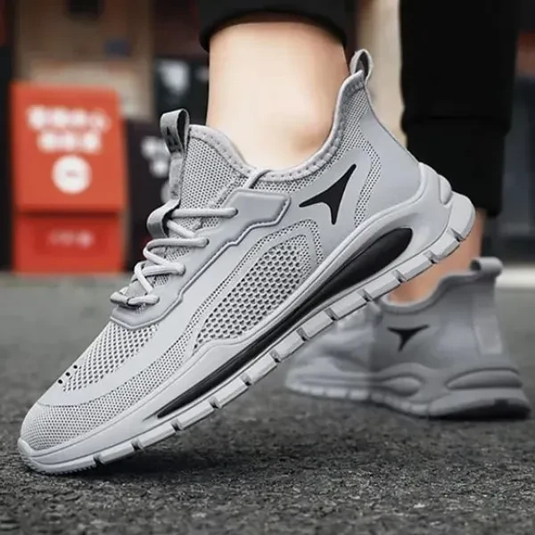 Breathable Mesh Non Slip Men Sports Shoes Lace Closure Soft Sole Almond Toe Runn