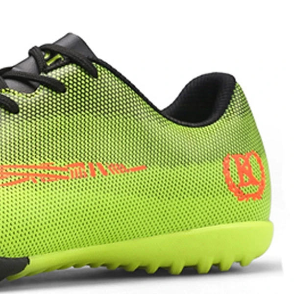 Green Synthetic Leather Soccer Turf Shoes for Men