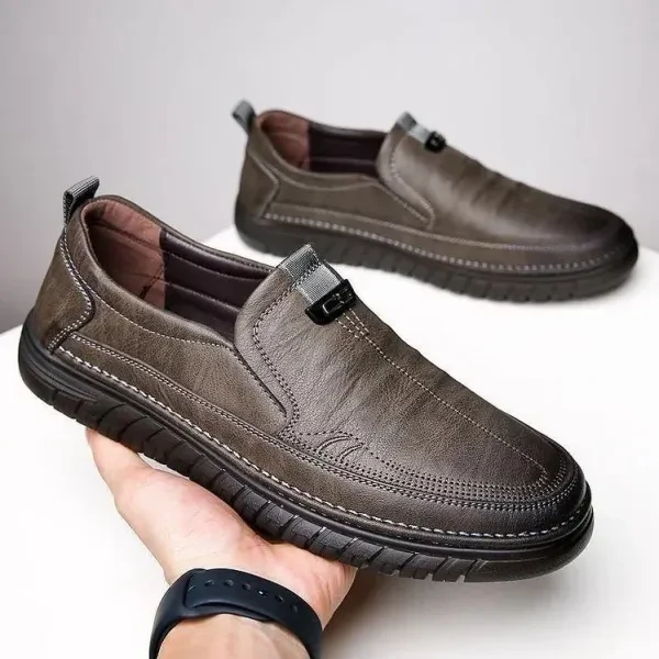 Gradient Color Stitch Detail Anti-Skip Wear Resistant Moccasin Slip-On Men Fashi
