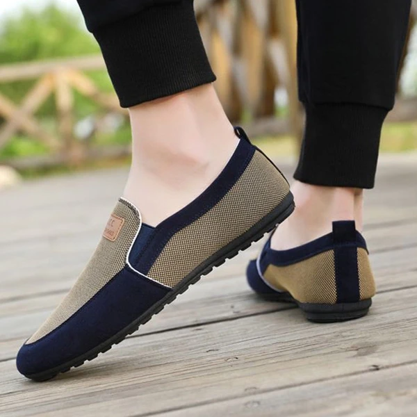 Luxury Men's Formal Shoes Fashionable Slip-On Moccasins Khaki Color Rubber Sole