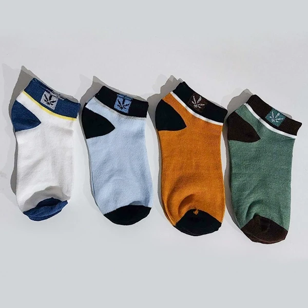 Multi Color Stripes Pattern 5 Pairs Men Fashion Ankle Socks Breathable Thin Fabr