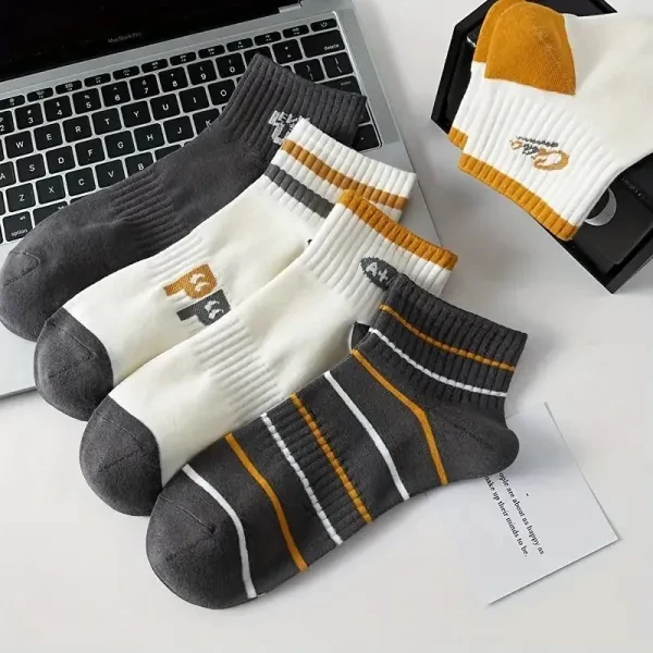 Colorful Letters Stripes Print Men Fashion Socks Set Breathable Soft Fabric Casu