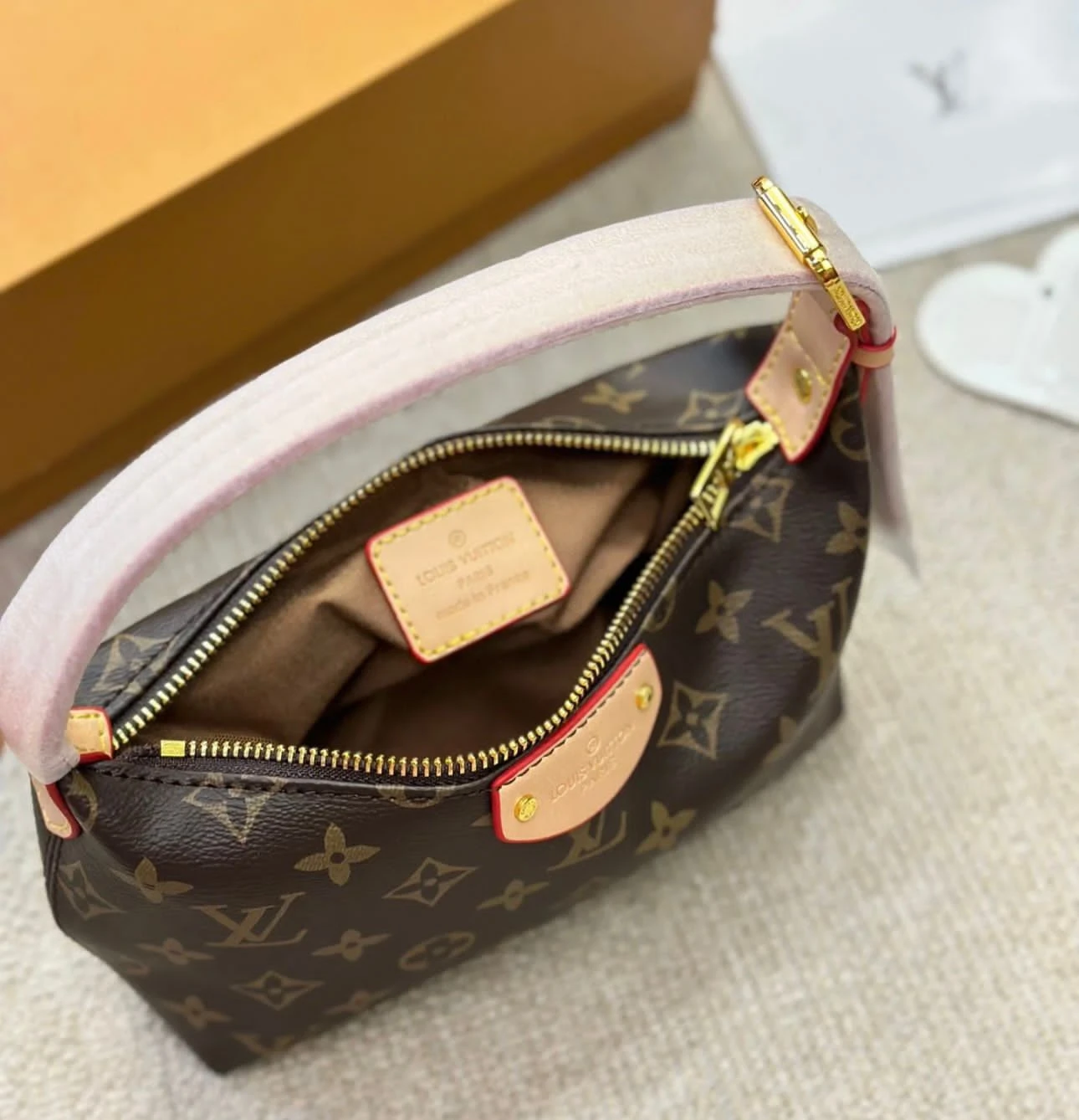 Louis Vuitton Easy Pouch