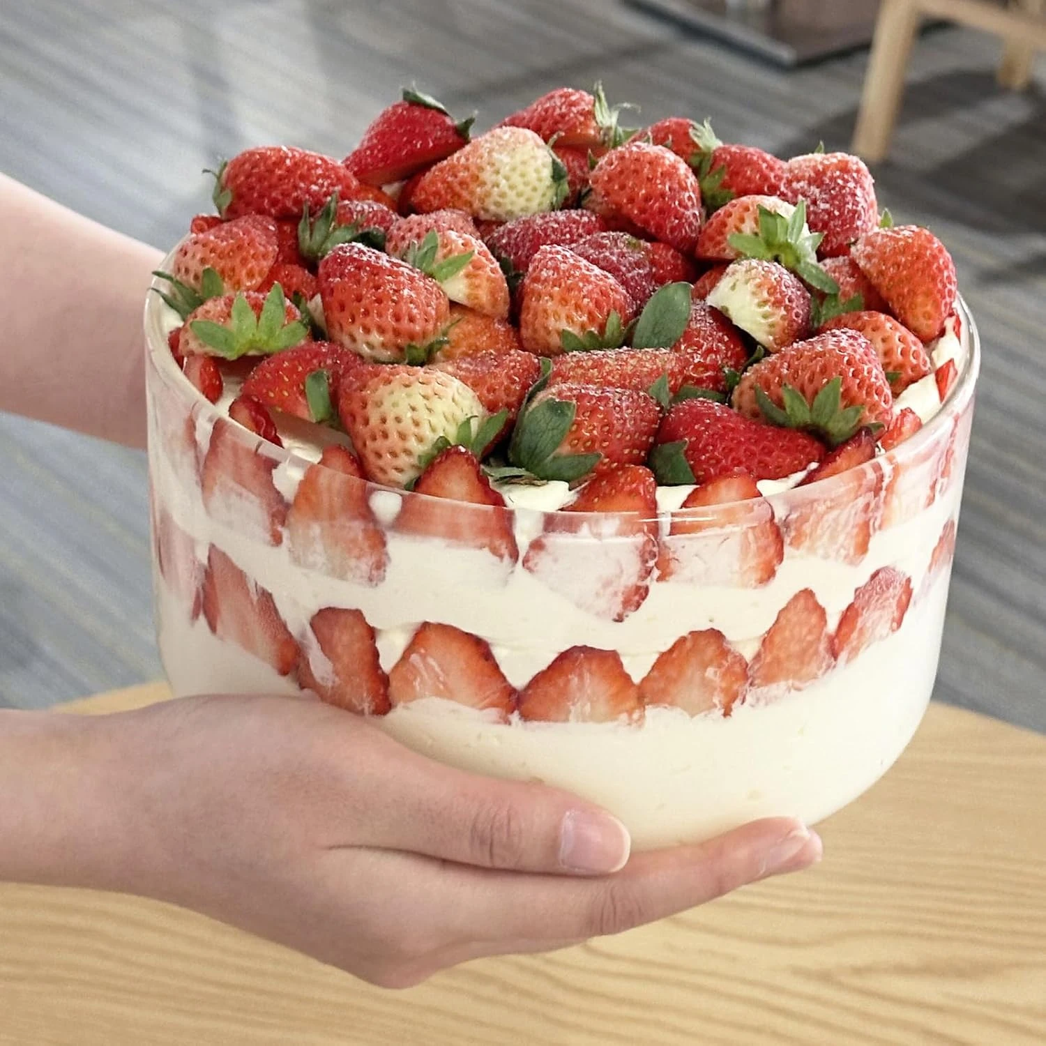 Opexscal 104oz Large Glass Trifle Bowl, Modern Design Clear Glass Round Dessert