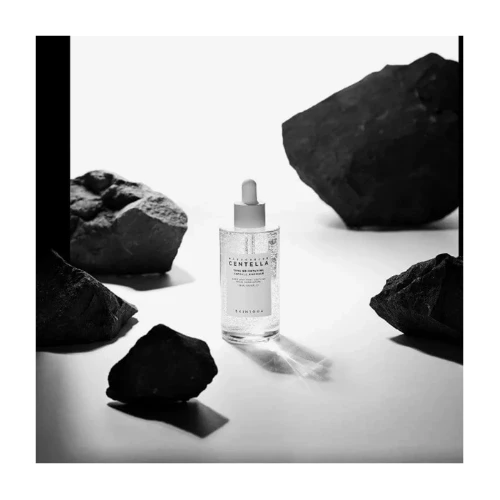 Skin1004 Madagascar Centella Tone Brightening Capsule Ampoule 100 ml, White