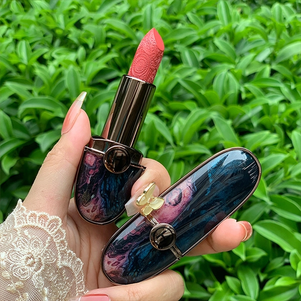 Soft Matte Long Lasting Women Lipstick, Lightweight Waterproof Lips Beauty