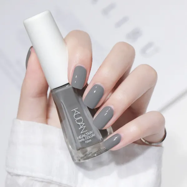 Shimmering Gray Nail Polish - Skin Friendly & Odorless - 10ml
