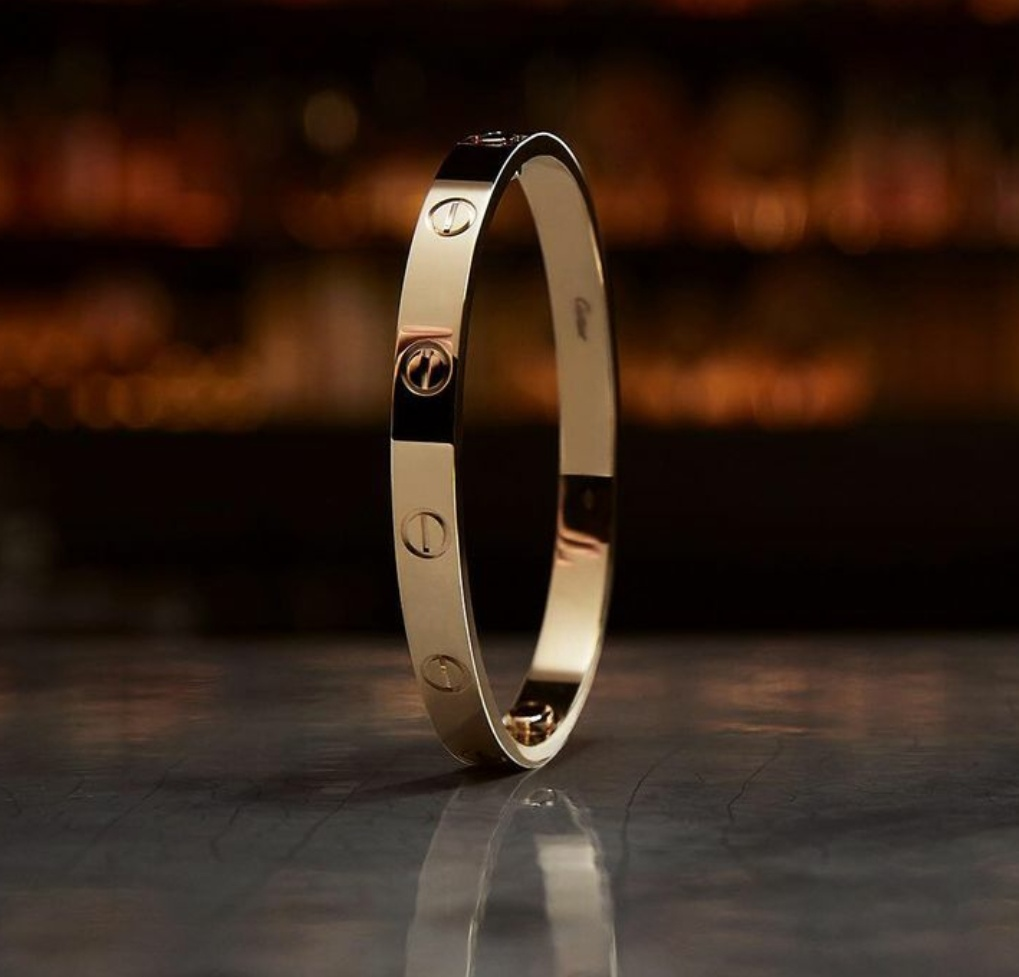 Crystal Gold Plated Fashion bracelet Fashionable handcuff For girls premium qual